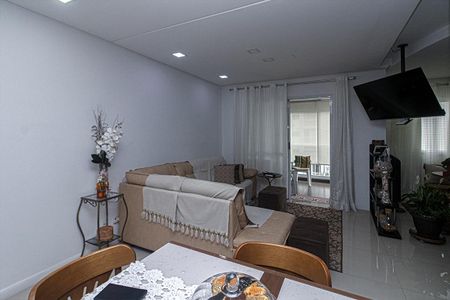 Apartamento à venda com 74m², 2 quartos e 1 vaga Apartamento à venda com 74m², 2 quartos e 1 vagaSala