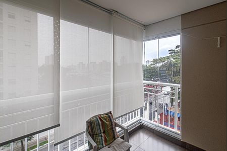 Apartamento à venda com 74m², 2 quartos e 1 vaga Apartamento à venda com 74m², 2 quartos e 1 vagaSacada