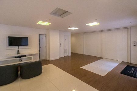 Apartamento à venda com 74m², 2 quartos e 1 vaga Apartamento à venda com 74m², 2 quartos e 1 vagaÁrea comum