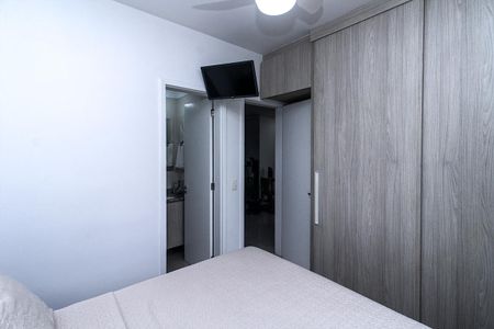 Apartamento à venda com 74m², 2 quartos e 1 vaga Apartamento à venda com 74m², 2 quartos e 1 vagaSuíte