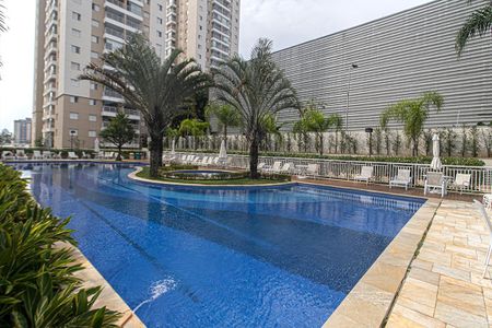 Apartamento à venda com 74m², 2 quartos e 1 vaga Apartamento à venda com 74m², 2 quartos e 1 vagaÁrea comum - Piscina
