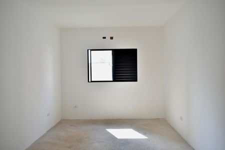 Casa à venda com 175m², 3 quartos e 2 vagasSuíte 2
