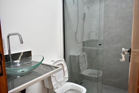 Casa à venda com 175m², 3 quartos e 2 vagasBanheiro da Suíte 1