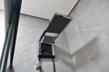 Casa à venda com 175m², 3 quartos e 2 vagasBanheiro da Suíte 1