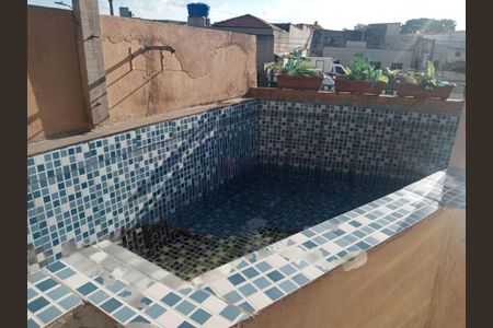 Casa à venda com 150m², 4 quartos e 4 vagas