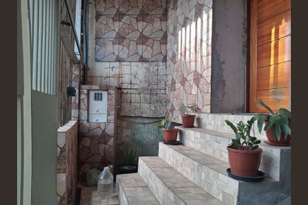 Casa à venda com 150m², 4 quartos e 4 vagas