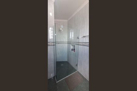 Casa à venda com 175m², 3 quartos e 3 vagas Casa à venda com 175m², 3 quartos e 3 vagasBanheiro 1