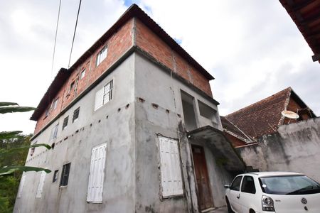 Apartamento para alugar com 170m², 3 quartos e sem vaga Apartamento para alugar com 170m², 3 quartos e sem vagaFachada