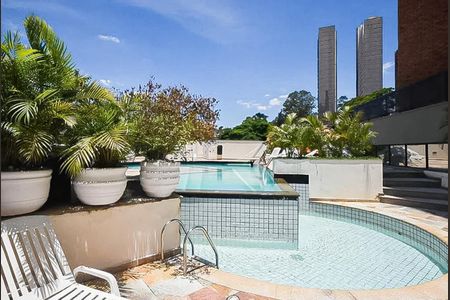 Apartamento à venda com 35m², 1 quarto e 1 vagaÁrea comum 