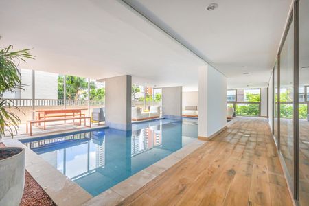 Studio à venda com 28m², 1 quarto e sem vagaPiscina