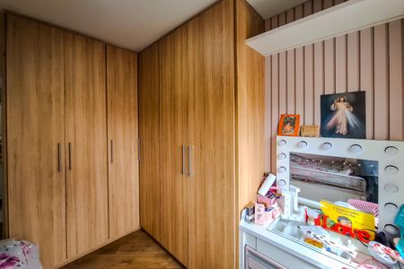 Apartamento à venda com 64m², 2 quartos e 1 vagaQuarto