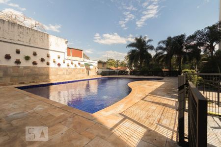 Apartamento à venda com 70m², 3 quartos e 1 vaga Apartamento à venda com 70m², 3 quartos e 1 vagaÁrea comum - Piscina