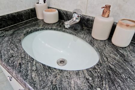 Apartamento à venda com 70m², 3 quartos e 1 vaga Apartamento à venda com 70m², 3 quartos e 1 vagaBanheiro