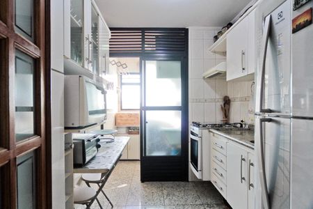 Apartamento à venda com 70m², 3 quartos e 1 vaga Apartamento à venda com 70m², 3 quartos e 1 vagaCozinha