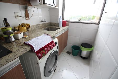 Apartamento à venda com 66m², 2 quartos e 1 vagaÁrea de Serviço