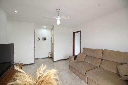 Apartamento à venda com 66m², 2 quartos e 1 vagaSala