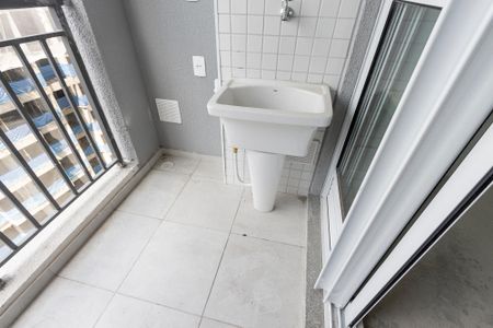 Apartamento à venda com 40m², 2 quartos e 1 vaga Apartamento à venda com 40m², 2 quartos e 1 vagaÁrea de Serviço