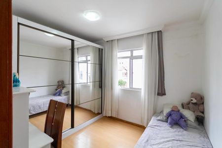 Apartamento à venda com 260m², 4 quartos e 2 vagasQuarto 2