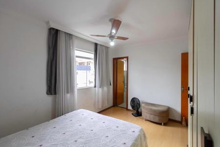 Apartamento à venda com 260m², 4 quartos e 2 vagasSuíte 1