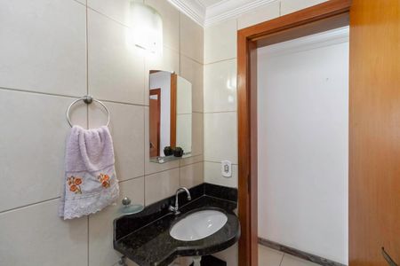 Apartamento à venda com 260m², 4 quartos e 2 vagasBanheiro social