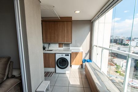 Apartamento à venda com 57m², 2 quartos e 1 vagaVaranda