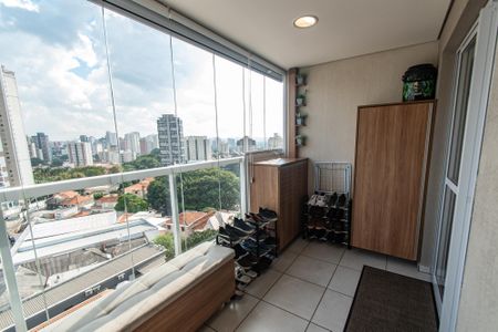 Apartamento à venda com 57m², 2 quartos e 1 vagaVaranda
