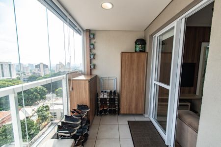 Apartamento à venda com 57m², 2 quartos e 1 vagaVaranda