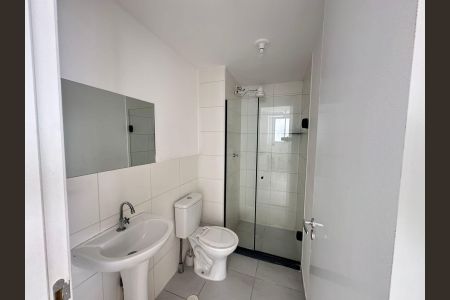 Apartamento para alugar com 38m², 2 quartos e sem vaga Apartamento para alugar com 38m², 2 quartos e sem vagaBanheiro