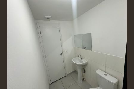 Apartamento para alugar com 38m², 2 quartos e sem vaga Apartamento para alugar com 38m², 2 quartos e sem vagaBanheiro