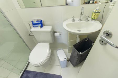 Apartamento para alugar com 133m², 3 quartos e 2 vagas Apartamento para alugar com 133m², 3 quartos e 2 vagasBanheiro da Suíte