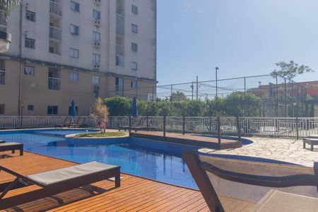 Apartamento para alugar com 133m², 3 quartos e 2 vagas Apartamento para alugar com 133m², 3 quartos e 2 vagasÁrea comum - Piscina