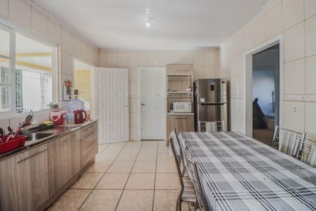 Casa para alugar com 300m², 4 quartos e 3 vagasCozinha