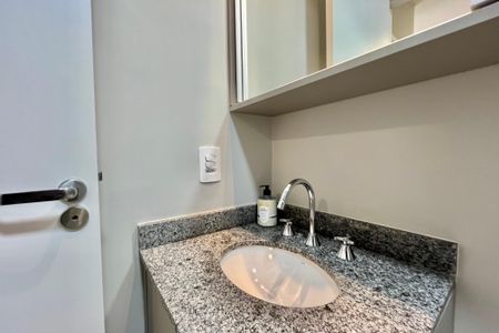 Apartamento à venda com 29m², 1 quarto e sem vagaBanheiro