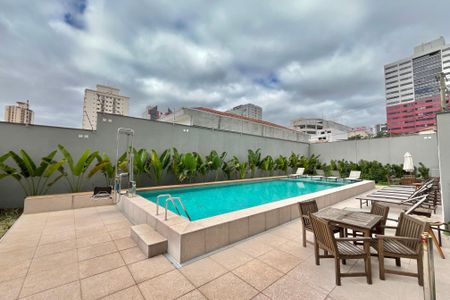 Apartamento à venda com 29m², 1 quarto e sem vagaÁrea comum - Piscina