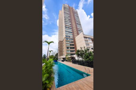 Apartamento à venda com 100m², 2 quartos e 1 vaga Apartamento à venda com 100m², 2 quartos e 1 vagaFachada