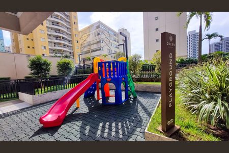 Apartamento à venda com 100m², 2 quartos e 1 vaga Apartamento à venda com 100m², 2 quartos e 1 vagaÁrea comum - Playground