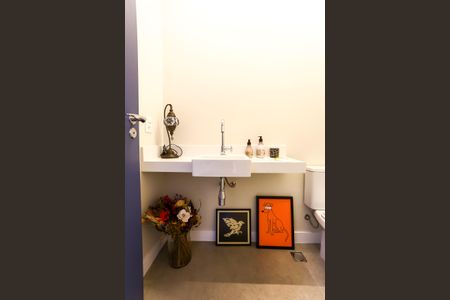 Apartamento à venda com 100m², 2 quartos e 1 vaga Apartamento à venda com 100m², 2 quartos e 1 vagaLavabo