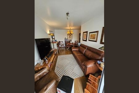 Apartamento à venda com 76m², 2 quartos e 2 vagasFoto 03