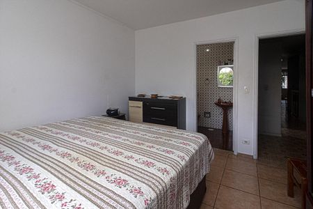 Casa à venda com 321m², 3 quartos e 6 vagasSuíte 2