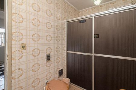 Casa à venda com 321m², 3 quartos e 6 vagasBanheiro