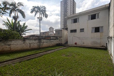 Casa à venda com 321m², 3 quartos e 6 vagasQuintal