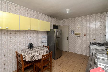 Casa à venda com 321m², 3 quartos e 6 vagasCozinha