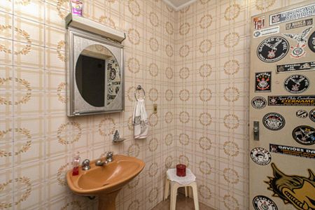 Casa à venda com 321m², 3 quartos e 6 vagasBanheiro