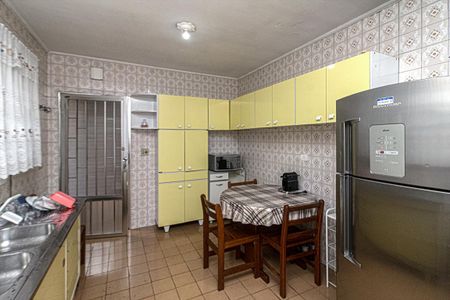 Casa à venda com 321m², 3 quartos e 6 vagasCozinha