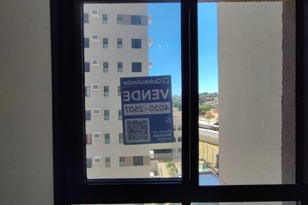 Apartamento à venda com 47m², 2 quartos e 1 vaga Apartamento à venda com 47m², 2 quartos e 1 vagaPlaca