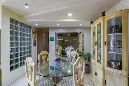 Apartamento à venda com 70m², 2 quartos e 1 vagaSala