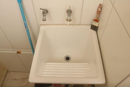 Apartamento à venda com 48m², 1 quarto e sem vagaCozinha e Área de Serviço