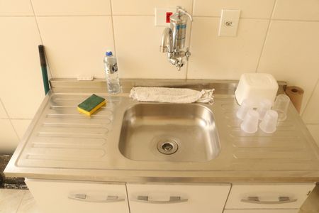 Apartamento à venda com 48m², 1 quarto e sem vagaCozinha e Área de Serviço