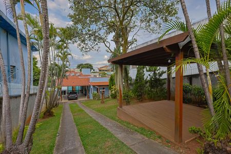 Casa à venda com 300m², 3 quartos e 4 vagasÁrea externa