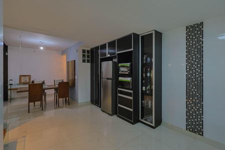 Casa à venda com 300m², 3 quartos e 4 vagasCozinha